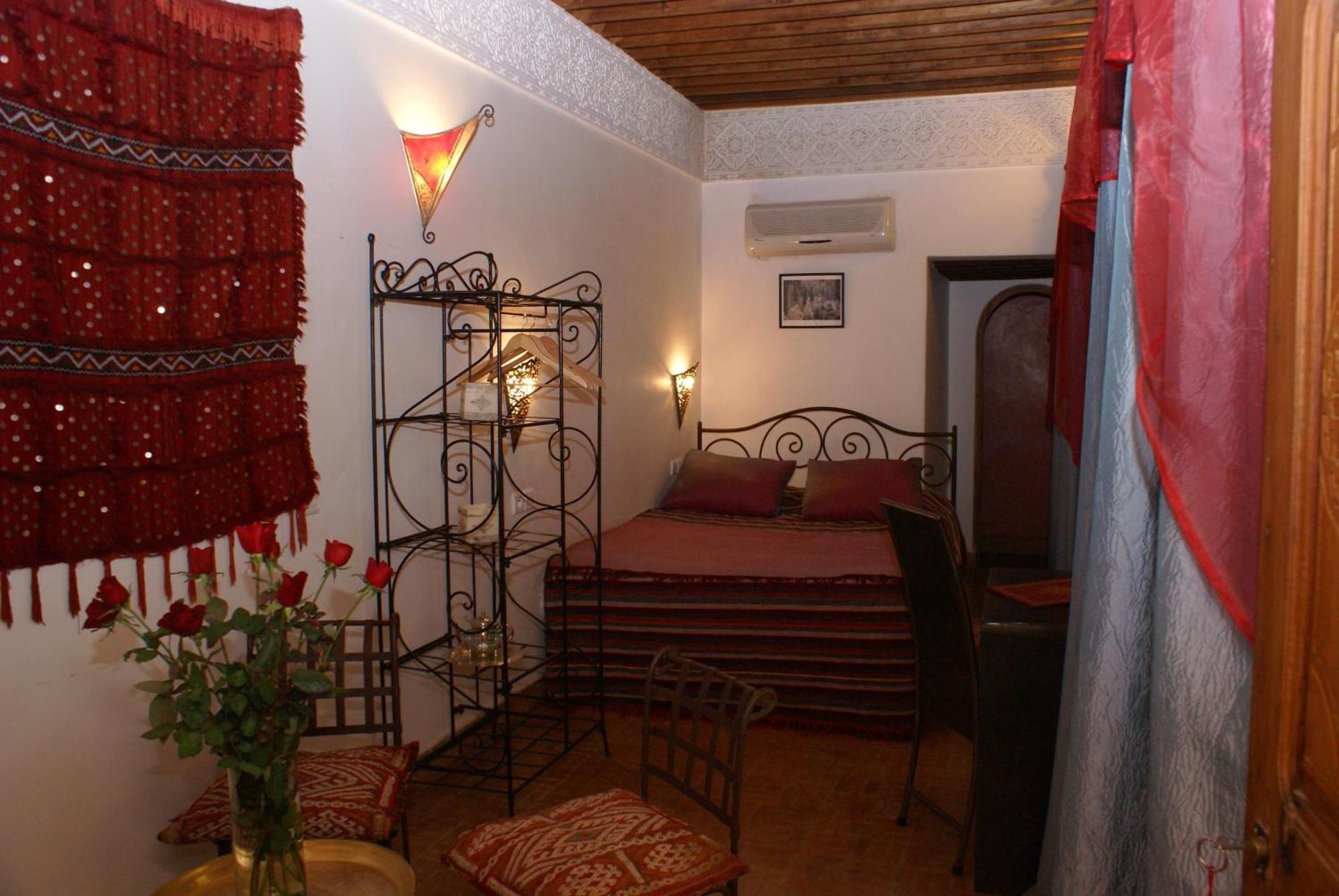 Riad Attarine Fez Exterior photo